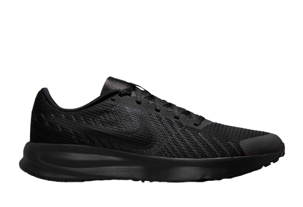 Nike run defy trainers